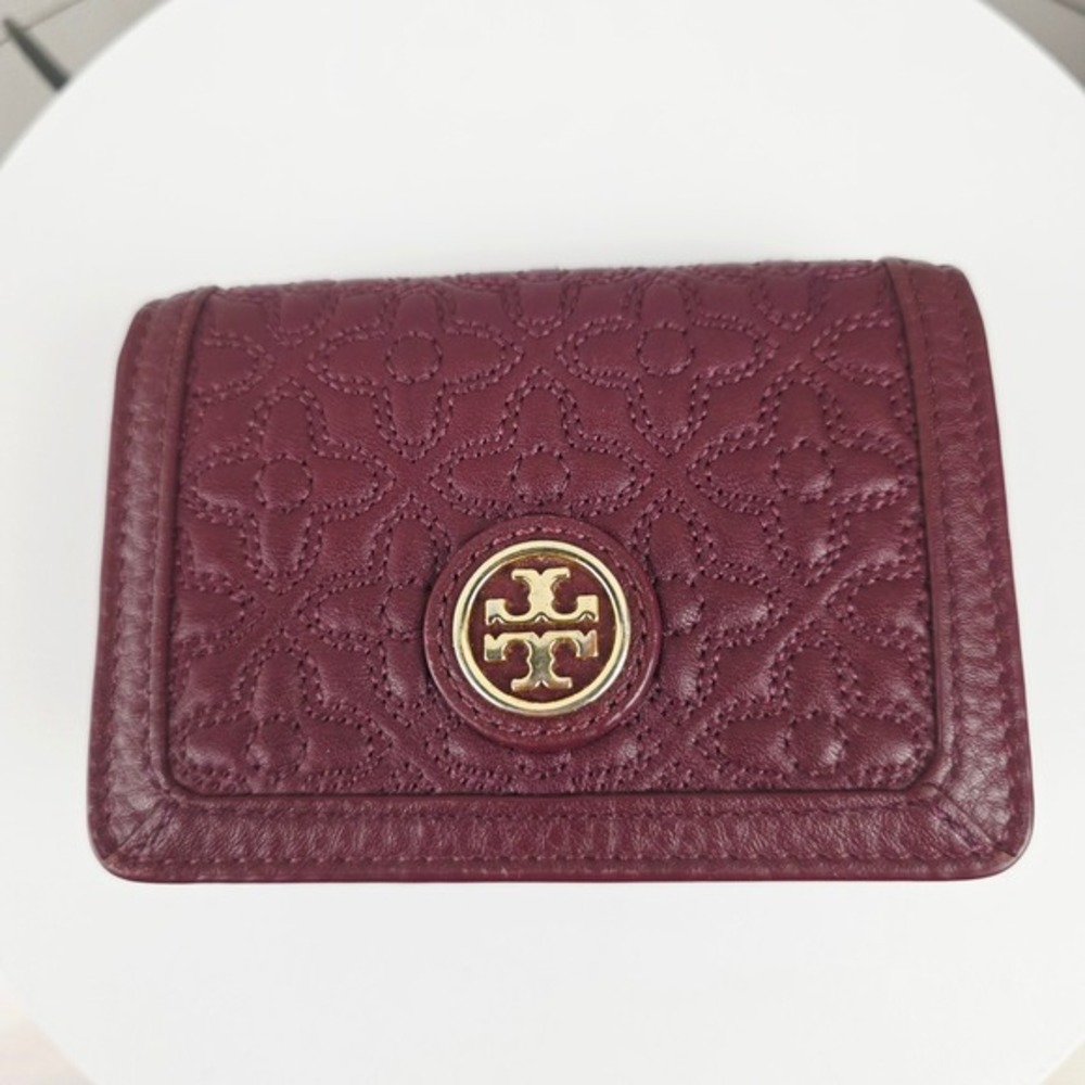 Tory Burch Bryant Quilted Leather Card‎ Key Case Wallet Pouch Burgundy Medallion